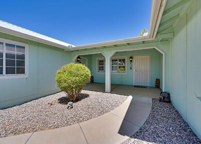 Near Hiking: Creekfront Valley Retreat Holiday home Camp Verde