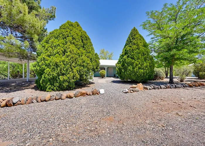 Near Hiking: Creekfront Valley Retreat Holiday home Camp Verde