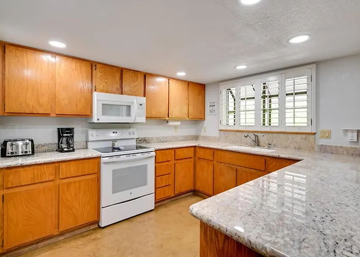 Holiday home Near Hiking: Creekfront Valley Retreat *